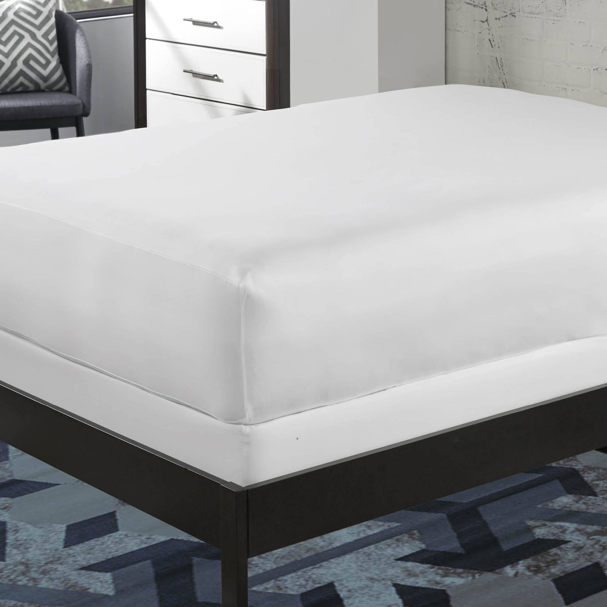 White Mattress Protector N412866