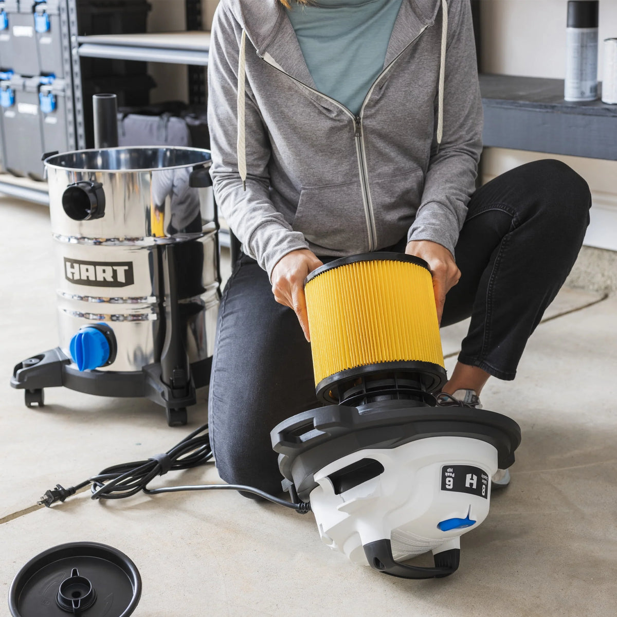 8 Gallon 6 Peak HP Stainless Steel Wet/Dry Vacuum B331