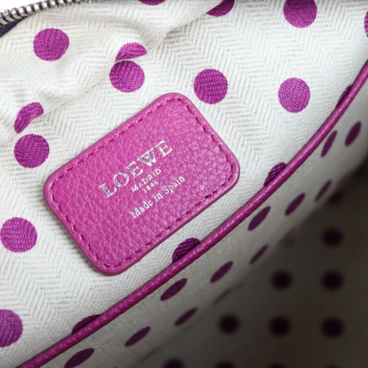 Pre-Owned Leather Handbag W66679