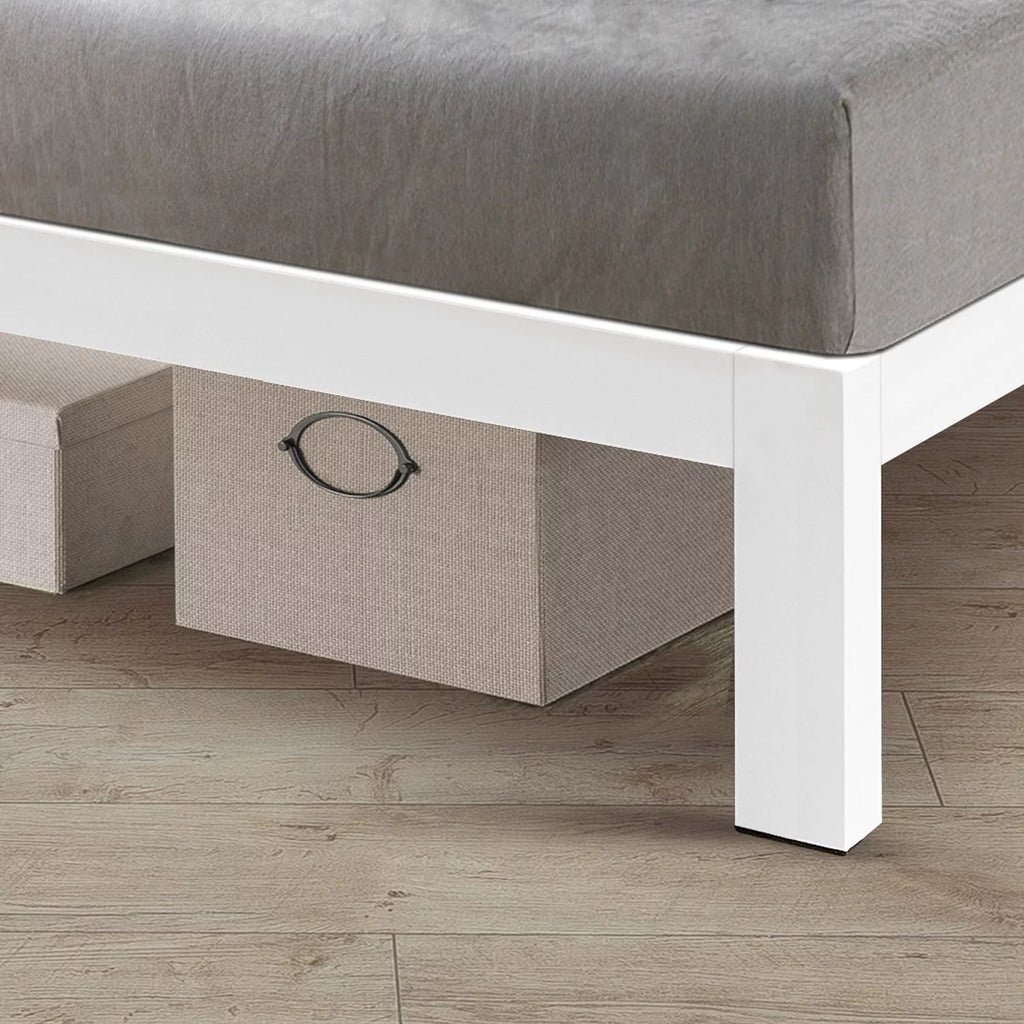 Queen Size White Steel Platform Bed C964281