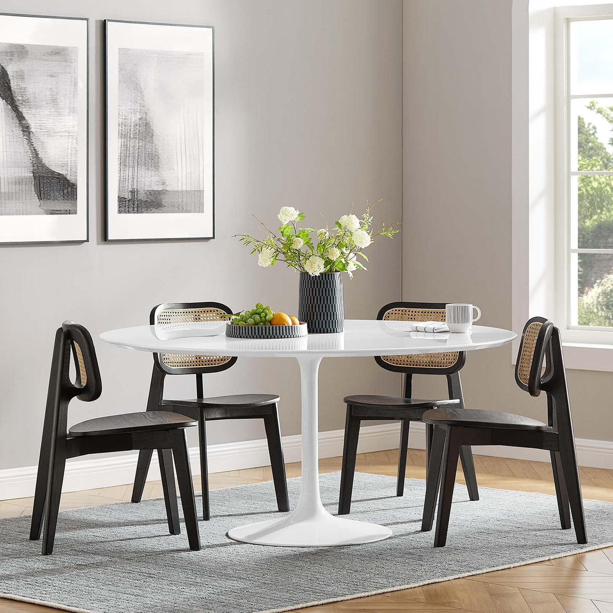 60" Round Wood Top Dining Table in White Q738
