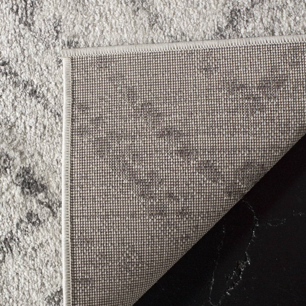 Light Grey Geometric Area Rug 8' x 10' H5243