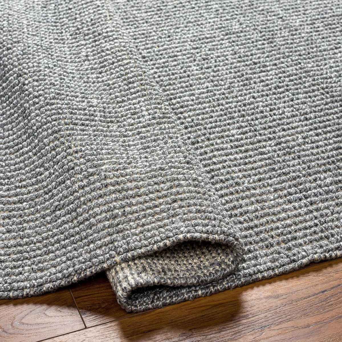 Gray Black 5' X 7'6" Area Rug Z5520