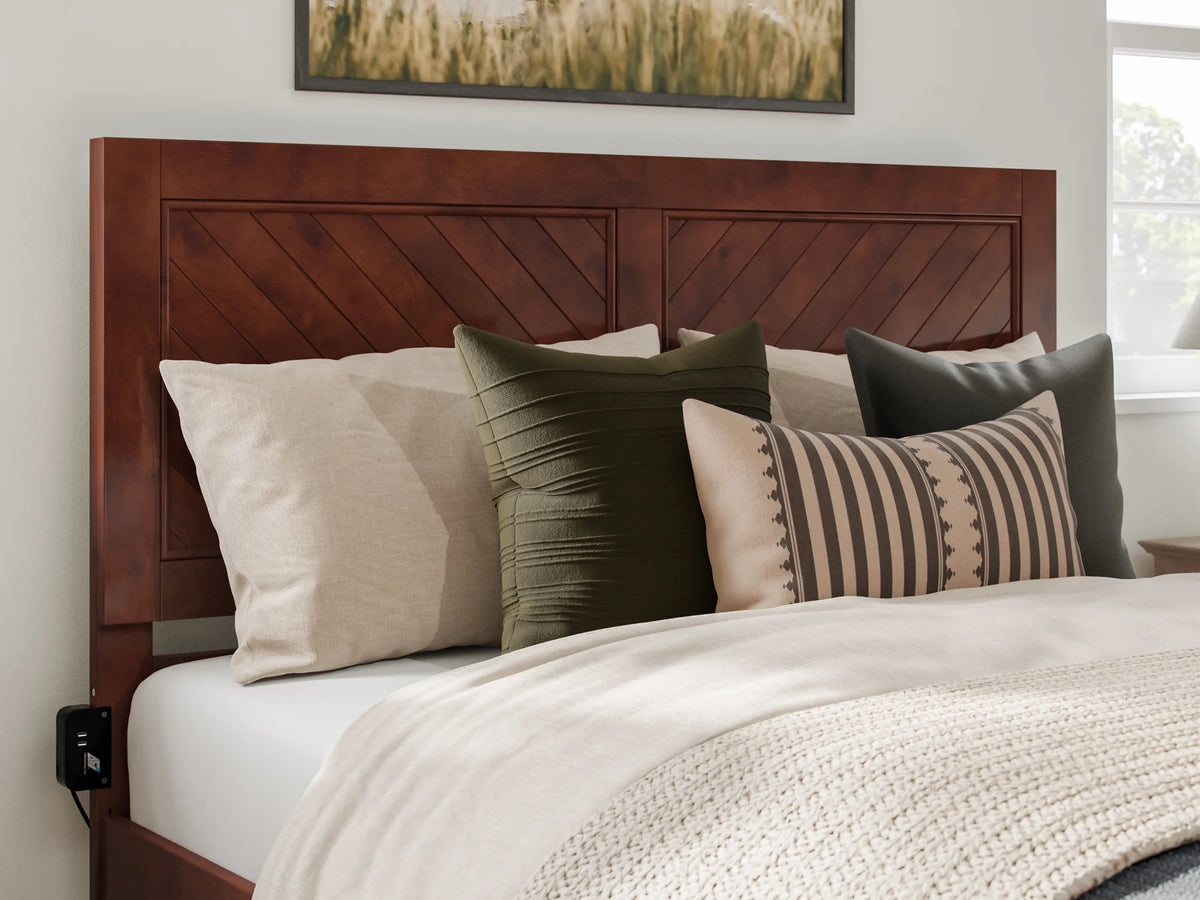 Walnut Solid Wood Platform Bed with Footboard, Queen G6825