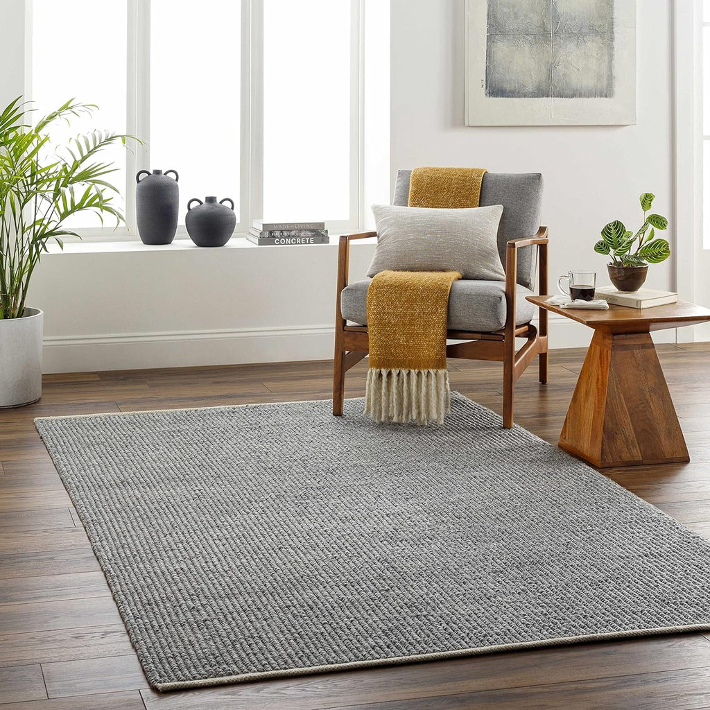 Gray Black 5' X 7'6" Area Rug Z5520